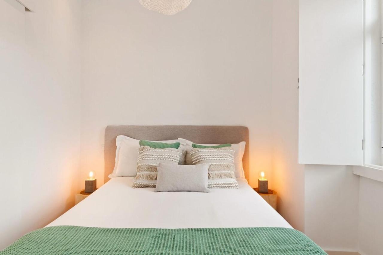 Modern Portuguese 1 Bedroom Apartment In Belem Lisbon Exterior photo
